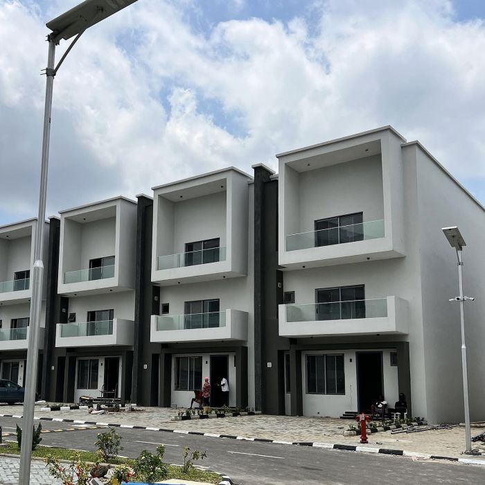 2 Bedroom Apartment Karsana Sellout